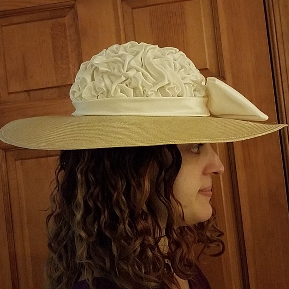 Hat - Picture 2 of 3